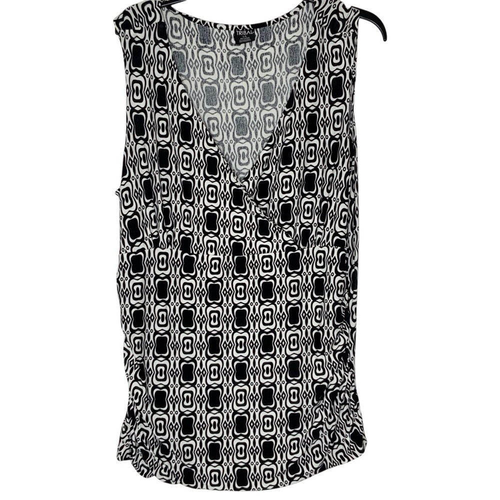 Tribal sleeveless blouse with splice neckline. Size LP